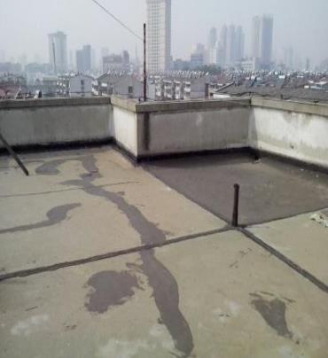 吉隆漏水维修 楼顶漏水是什么原因，楼顶漏水维修方法是什么?